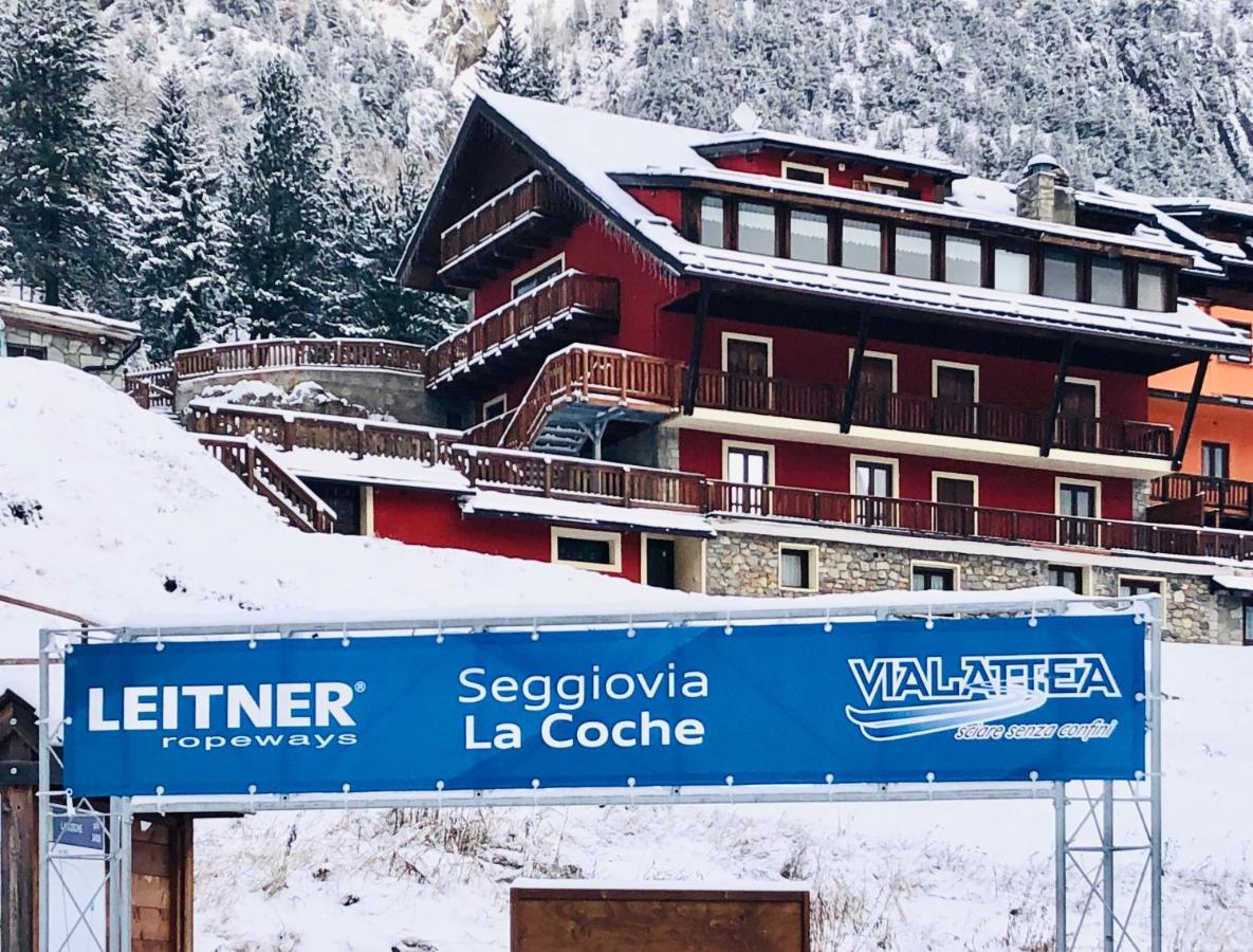 Hotel Piccolo Chalet Claviere Eksteriør billede