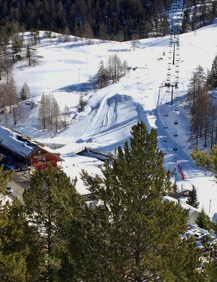 Hotel Piccolo Chalet Claviere Eksteriør billede