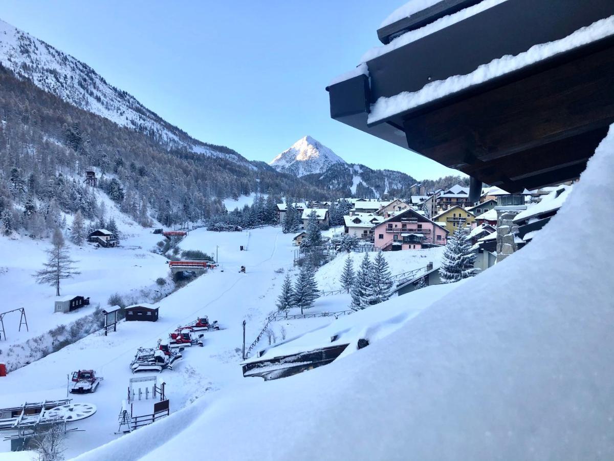 Hotel Piccolo Chalet Claviere Eksteriør billede